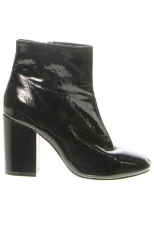 Dámské poltopánky F&F, Veľkosť 39, Farba Čierna, Cena  27,95 €