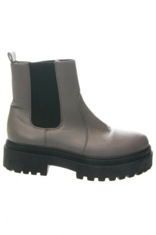 Damen Stiefeletten New Look, Größe 39, Farbe Grau, Preis 29,99 €