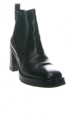 Botine de damă Tamaris, Mărime 37, Culoare Negru, Preț 443,99 Lei