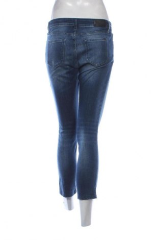 Blugi de femei Armani Exchange, Mărime M, Culoare Albastru, Preț 232,99 Lei