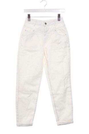 Damen Jeans Bershka, Größe XS, Farbe Weiß, Preis 27,70 €