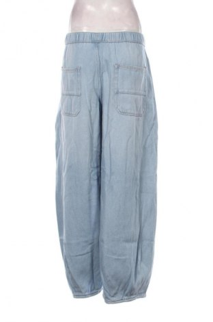 Dámské džíny  Bershka, Velikost XL, Barva Modrá, Cena  369,00 Kč