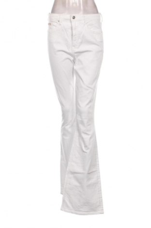 Női farmernadrág Calvin Klein, Méret M, Szín Fehér, Ár 51 919 Ft