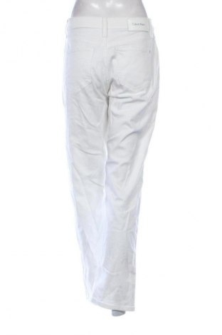 Дамски дънки Calvin Klein, Размер M, Цвят Бял, Цена 89,00 лв.