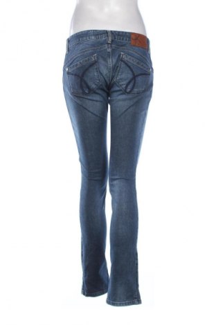 Дамски дънки Calvin Klein Jeans, Размер M, Цвят Син, Цена 68,02 лв.