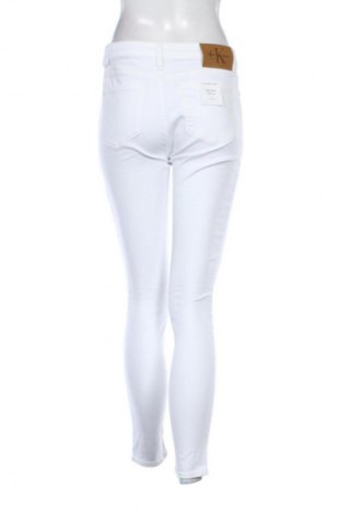 Damen Jeans Calvin Klein Jeans, Größe M, Farbe Weiß, Preis 104,99 €