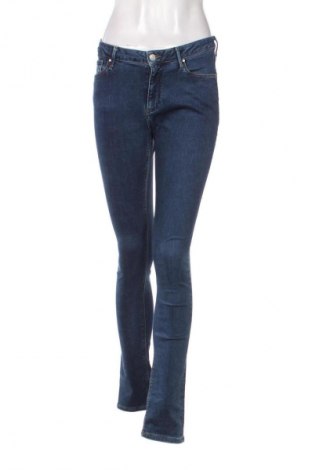 Damskie jeansy Cross, Rozmiar M, Kolor Niebieski, Cena 55,00 zł