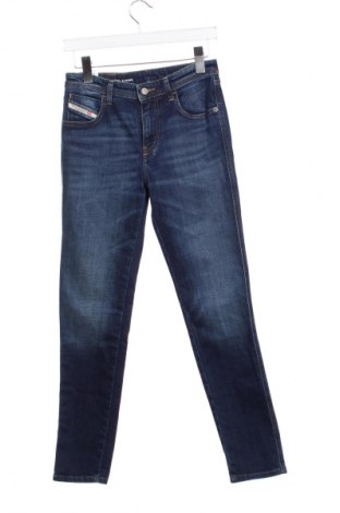 Női farmernadrág Diesel, Méret S, Szín Kék, Ár 65 969 Ft