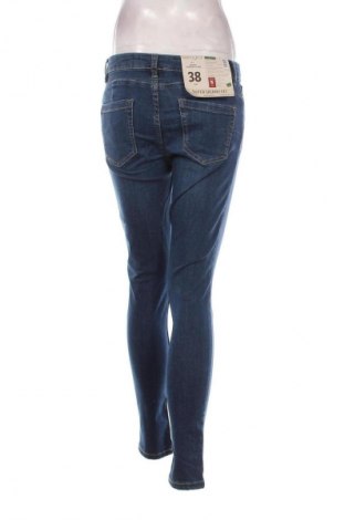 Damskie jeansy Esmara, Rozmiar M, Kolor Niebieski, Cena 107,86 zł