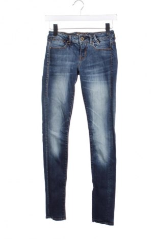 Női farmernadrág Guess, Méret XXS, Szín Kék, Ár 14 999 Ft