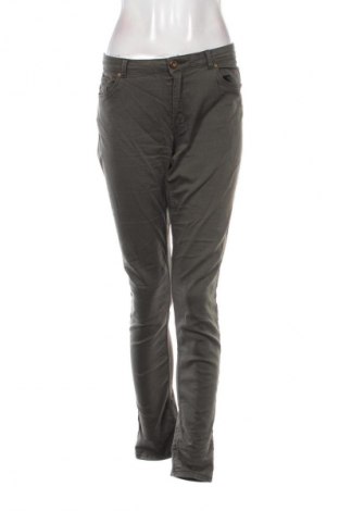 Damen Jeans H&M, Größe XL, Farbe Grün, Preis 14,83 €