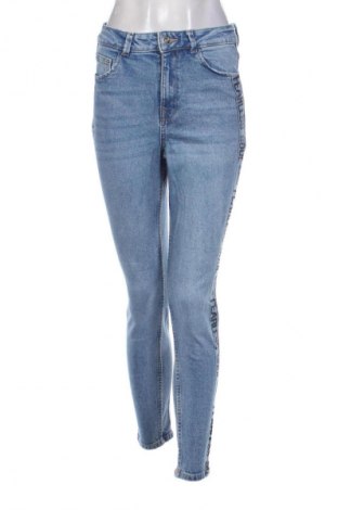 Γυναικείο Τζίν Mohito, Μέγεθος S, Χρώμα Μπλέ, Τιμή 14,77 €