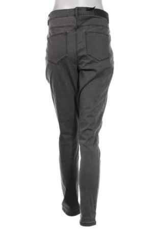 Дамски дънки Noisy May, Размер XXL, Цвят Сив, Цена 93,99 лв.