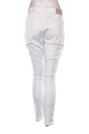 Damen Jeans ONLY, Größe L, Farbe Weiß, Preis 51,99 €