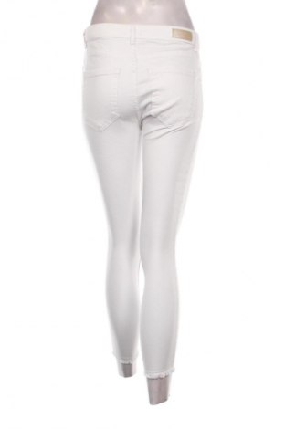 Dámské džíny  ONLY, Velikost S, Barva Bílá, Cena  519,00 Kč