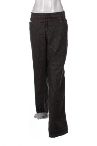 Дамски дънки Per te Aktive by Krizia, Размер 3XL, Цвят Кафяв, Цена 149,99 лв.