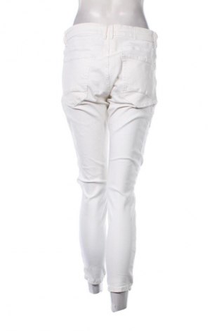 Dámské džíny  Pull&Bear, Velikost XL, Barva Bílá, Cena  367,00 Kč