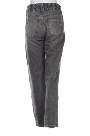 Дамски дънки Pull&Bear, Размер M, Цвят Сив, Цена 29,00 лв.
