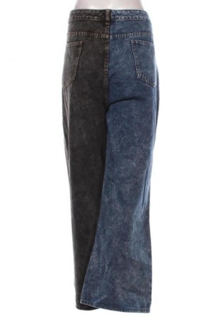 Γυναικείο Τζίν SHEIN, Μέγεθος XXL, Χρώμα Πολύχρωμο, Τιμή 15,99 €