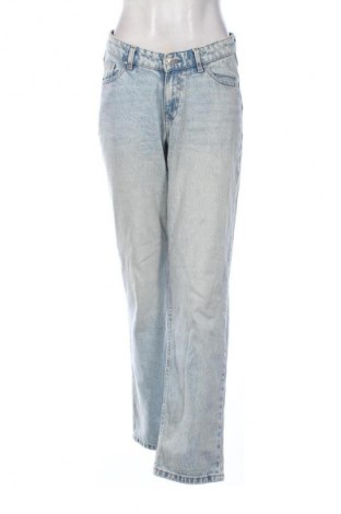 Γυναικείο Τζίν Sinsay, Μέγεθος M, Χρώμα Μπλέ, Τιμή 14,83 €