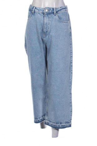 Damskie jeansy Sinsay, Rozmiar L, Kolor Niebieski, Cena 38,97 zł