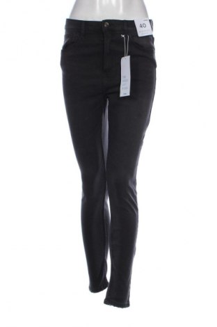 Γυναικείο Τζίν Sinsay, Μέγεθος M, Χρώμα Μαύρο, Τιμή 23,52 €