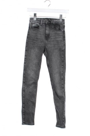 Női farmernadrág Sinsay, Méret XS, Szín Szürke, Ár 5 800 Ft