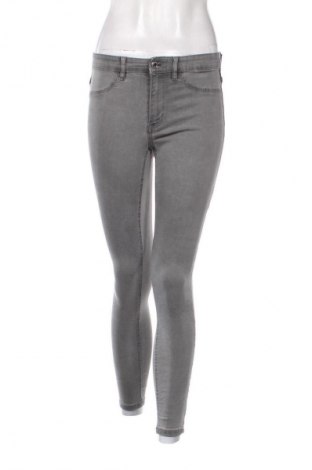 Blugi de femei Sinsay, Mărime M, Culoare Gri, Preț 69,99 Lei