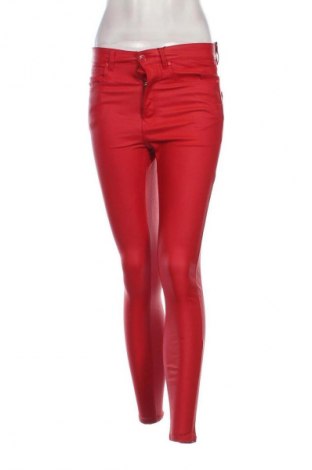Damen Jeans Stradivarius, Größe S, Farbe Rot, Preis 23,52 €