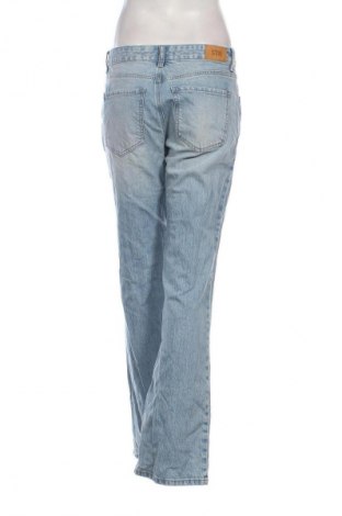 Γυναικείο Τζίν Stradivarius, Μέγεθος M, Χρώμα Μπλέ, Τιμή 28,99 €