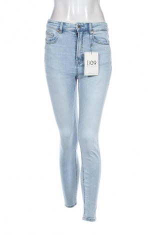 Damen Jeans Stradivarius, Größe S, Farbe Blau, Preis 30,99 €
