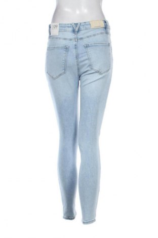 Damen Jeans Stradivarius, Größe S, Farbe Blau, Preis 30,99 €
