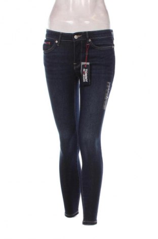 Дамски дънки Tommy Jeans, Размер S, Цвят Син, Цена 171,83 лв.