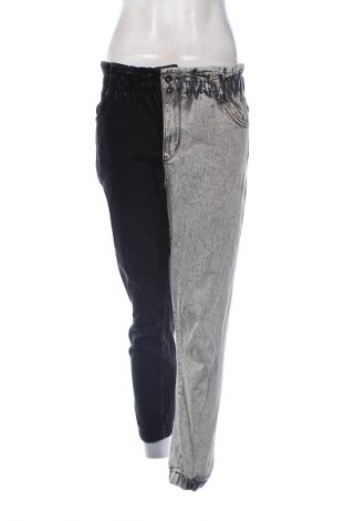 Дамски дънки Unbranded, Размер S, Цвят Многоцветен, Цена 29,00 лв.