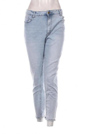 Damskie jeansy M.Sara, Rozmiar XXL, Kolor Niebieski, Cena 67,41 zł