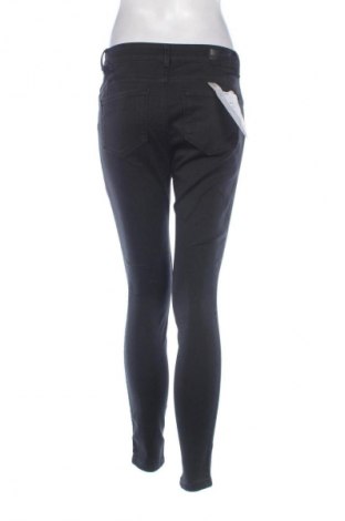 Дамски дънки Vero Moda, Размер M, Цвят Черен, Цена 77,99 лв.