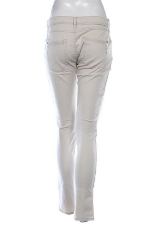 Γυναικείο Τζίν Yessica, Μέγεθος S, Χρώμα Εκρού, Τιμή 15,00 €