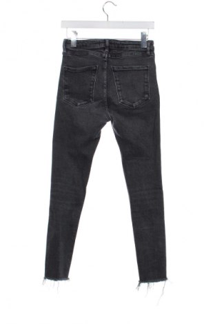 Blugi de femei Zara, Mărime S, Culoare Gri, Preț 71,00 Lei