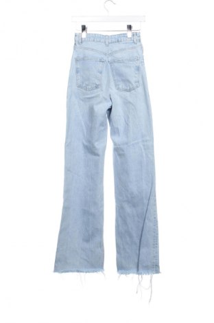 Γυναικείο Τζίν Zara, Μέγεθος XS, Χρώμα Μπλέ, Τιμή 14,83 €