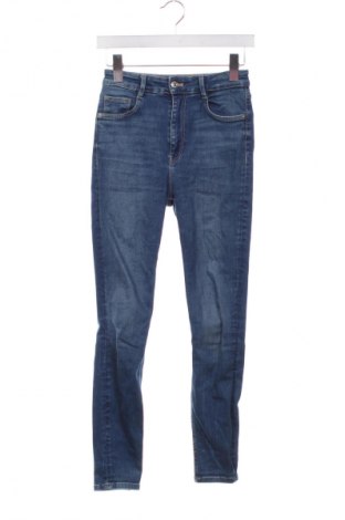 Γυναικείο Τζίν Zara, Μέγεθος XS, Χρώμα Μπλέ, Τιμή 13,81 €