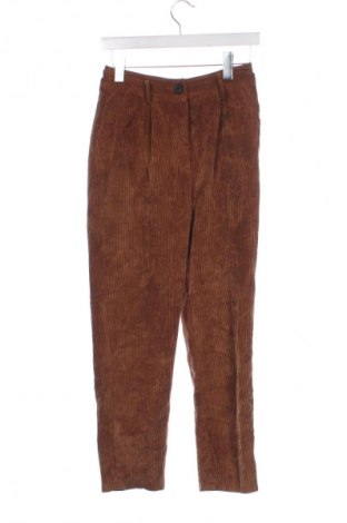 Дамски джинси Bershka, Размер XS, Цвят Кафяв, Цена 15,99 лв.