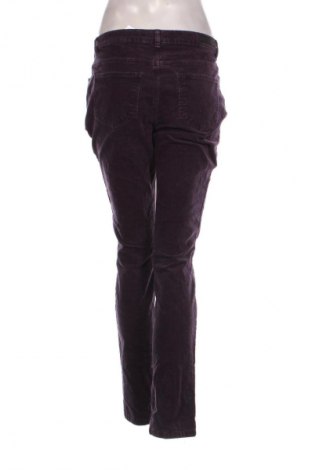 Damen Cordhose Caroll, Größe L, Farbe Lila, Preis € 18,99