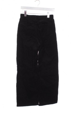 Дамски джинси Monki, Размер S, Цвят Черен, Цена 14,99 лв.