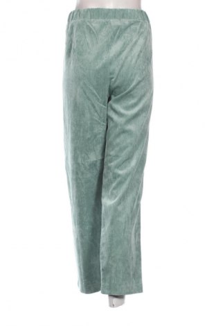 Дамски джинси Unbranded, Размер XL, Цвят Зелен, Цена 16,99 лв.