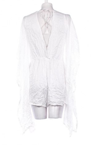 Salopetă scurtă de damă ASOS, Mărime M, Culoare Alb, Preț 125,92 Lei