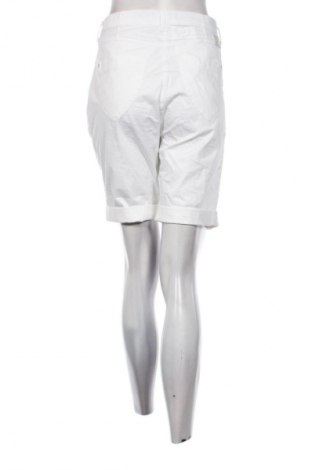 Damen Shorts Brax, Größe L, Farbe Weiß, Preis € 21,99