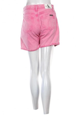 Damen Shorts Calvin Klein Jeans, Größe M, Farbe Rosa, Preis 28,13 €