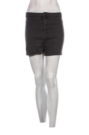 Dámské kraťasy  Cropp, Velikost M, Barva Šedá, Cena  428,00 Kč