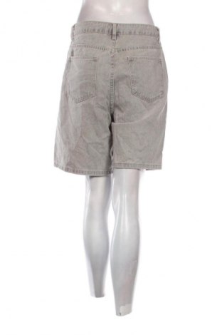 Pantaloni scurți de femei DAZY, Mărime L, Culoare Gri, Preț 72,99 Lei