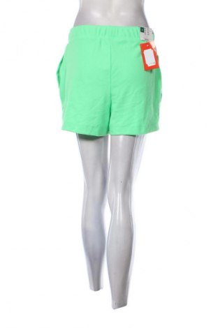 Дамски къс панталон Decathlon, Размер S, Цвят Зелен, Цена 30,89 лв.